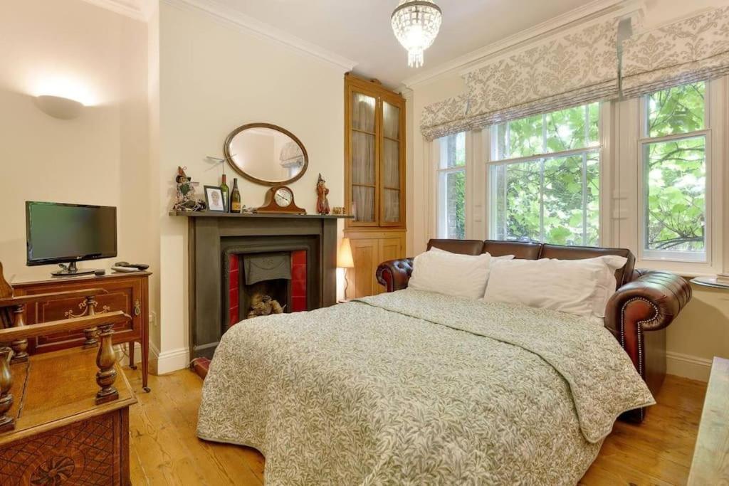 Windsor/Legoland/Ascot Charming 3Br Home In Centre Luaran gambar