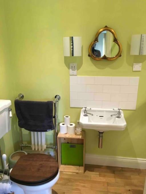 Windsor/Legoland/Ascot Charming 3Br Home In Centre Luaran gambar