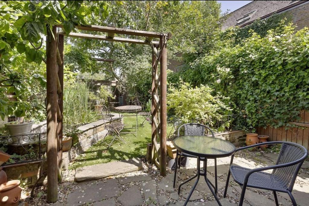 Windsor/Legoland/Ascot Charming 3Br Home In Centre Luaran gambar